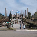 Entrada al complejo del Monumento al Pueblo Puntano de la Independencia