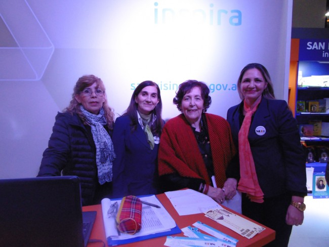 Equipo de San Luis Libro y Perla Montiveros de Mollo