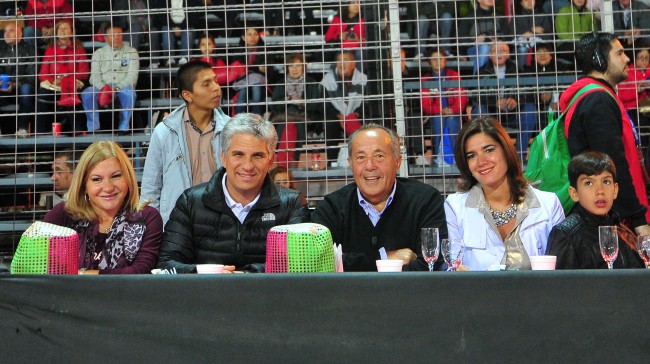Gobernador Claudio Poggi y su esposa Sandra Correa, Senador Adolfo Rodríguez Saa, señora e hijo